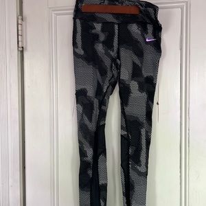 Nike dri fit leggings medium